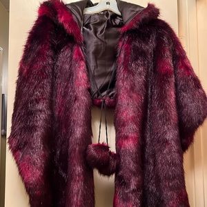 Bebe faux fur shawl
